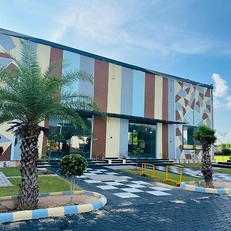 Royal Rajasthan Resort Sikar Ngoại thất bức ảnh