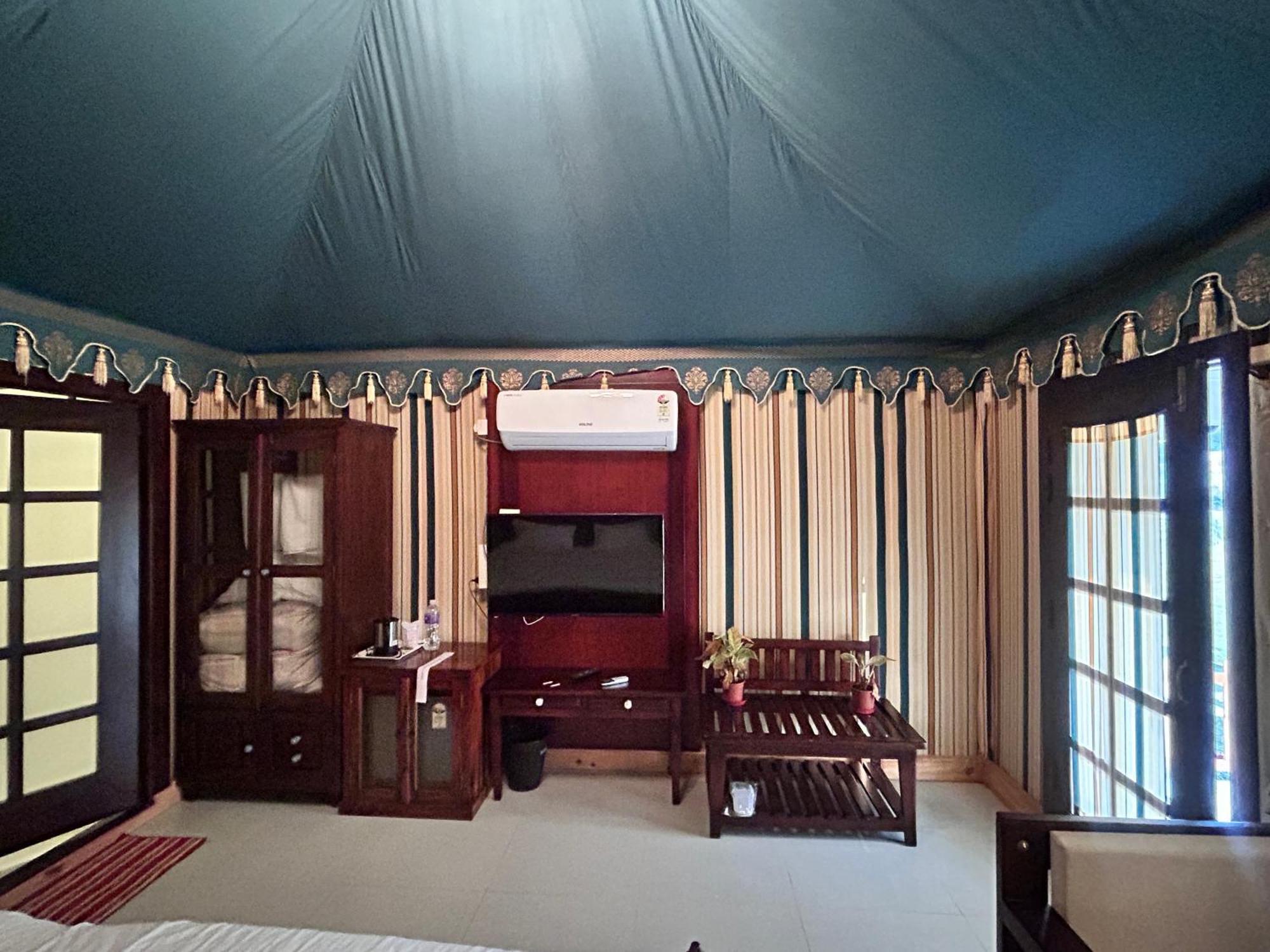 Royal Rajasthan Resort Sikar Ngoại thất bức ảnh