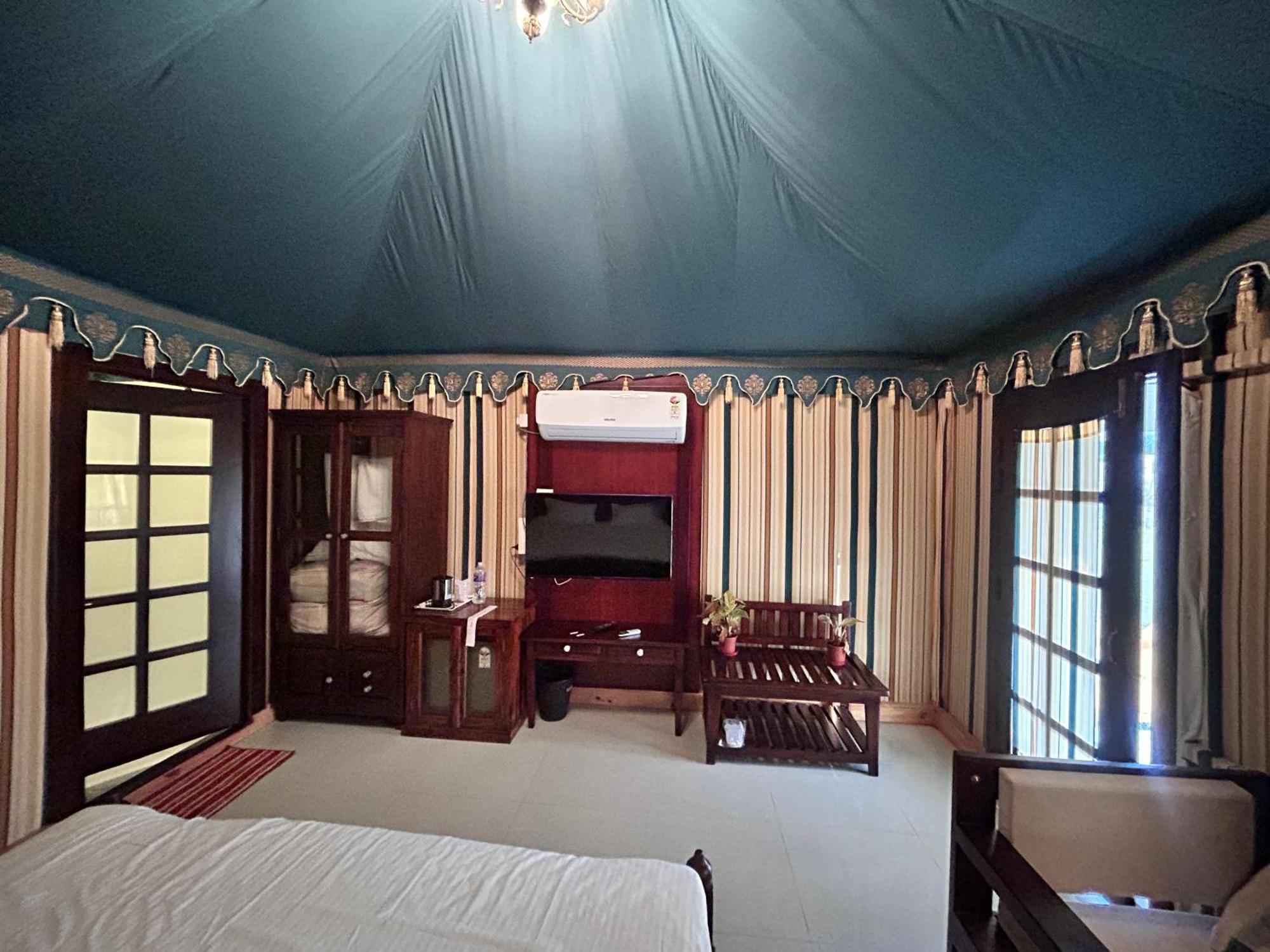 Royal Rajasthan Resort Sikar Ngoại thất bức ảnh