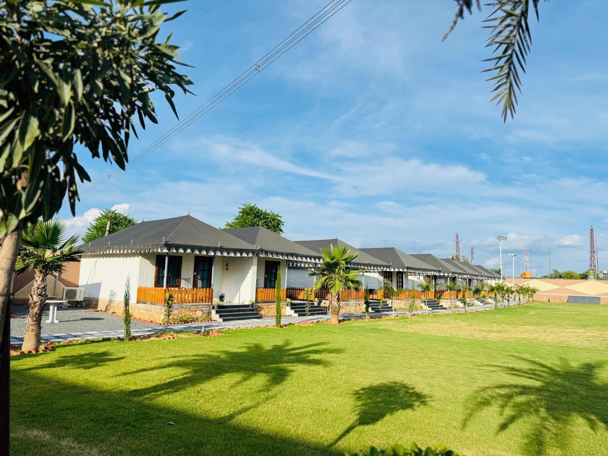 Royal Rajasthan Resort Sikar Ngoại thất bức ảnh