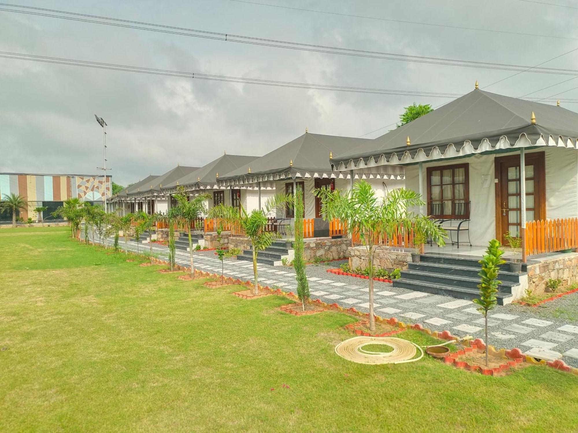 Royal Rajasthan Resort Sikar Ngoại thất bức ảnh