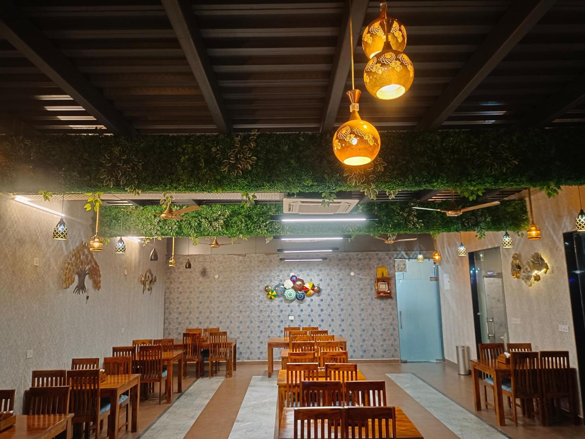 Royal Rajasthan Resort Sikar Ngoại thất bức ảnh
