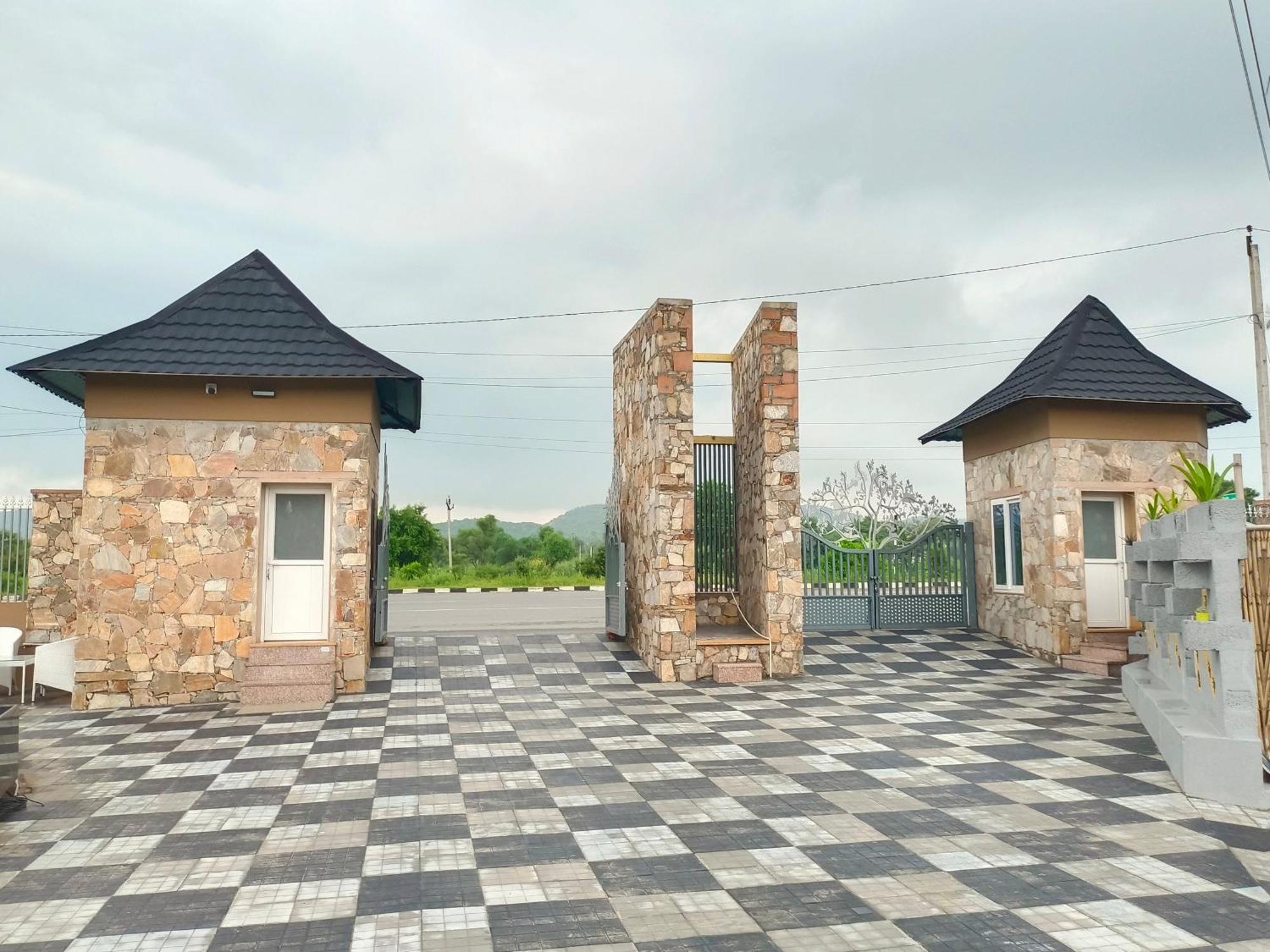 Royal Rajasthan Resort Sikar Ngoại thất bức ảnh